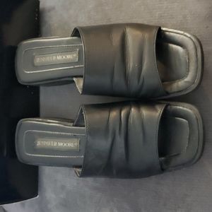 Jennifer Moore Shoes   🎁